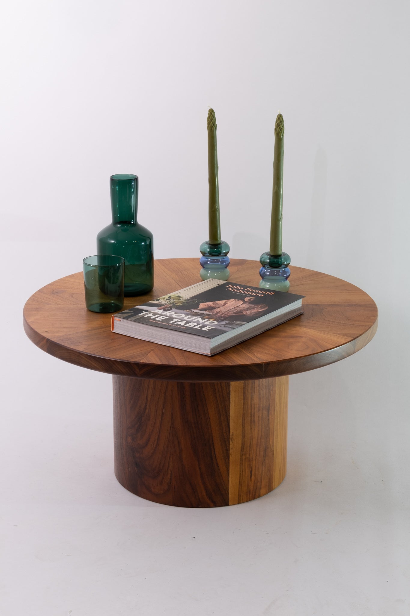 LIZZIE | Nesting tables